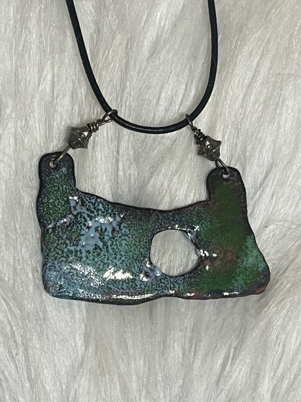 Abstract Necklace - Picture 4 of 13
